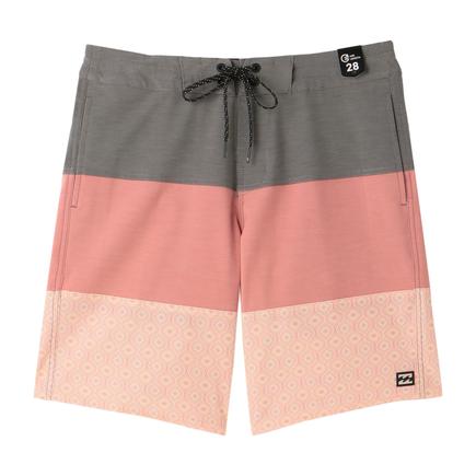 BILLABONG トライボンロータイドボードショーツ