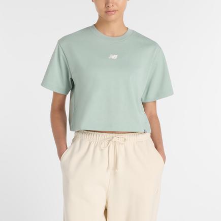 New Balance グラフィックTシャツ