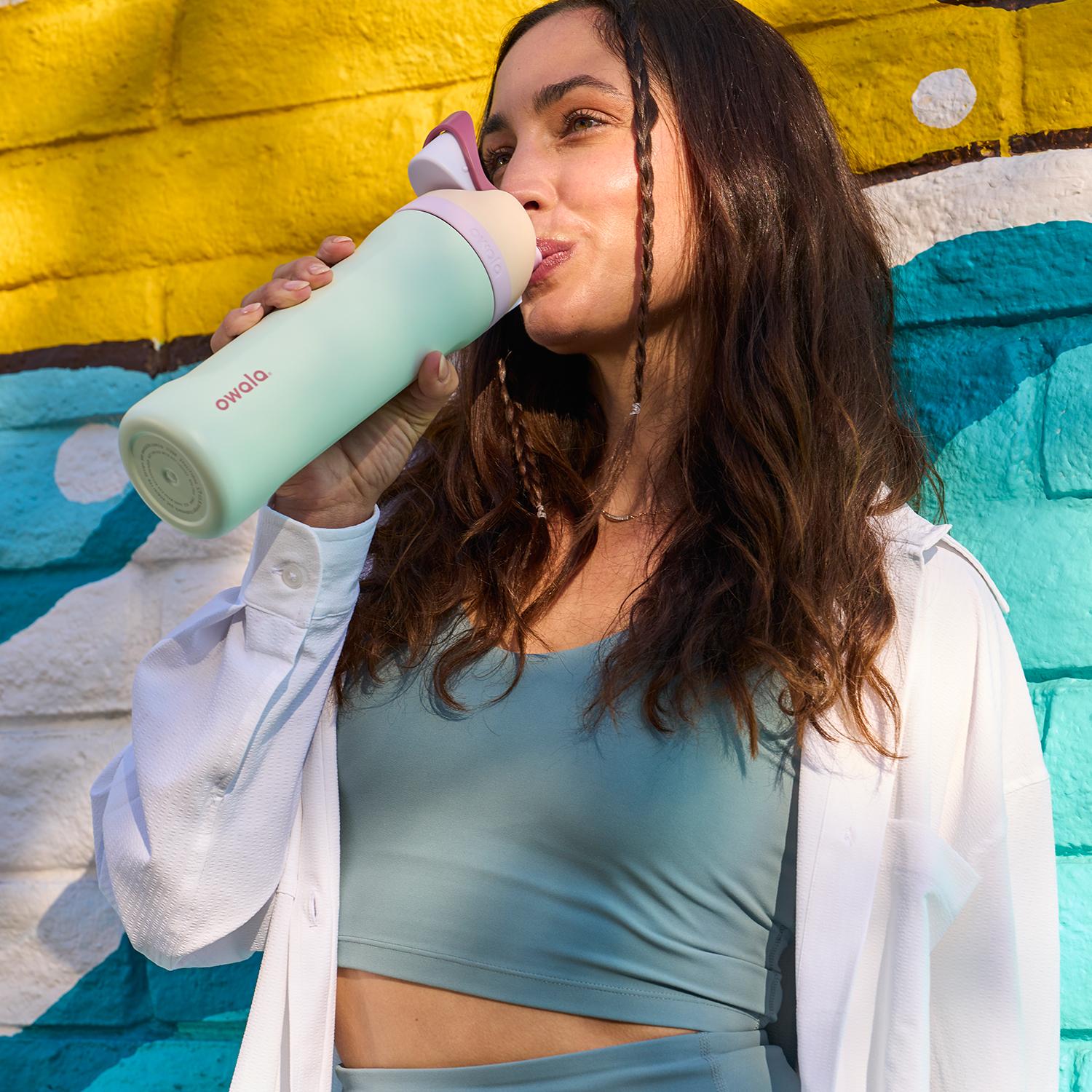 OWALA OWALA FreeSip Bottle 24oz｜OSHMAN'S ONLINE 公式通販