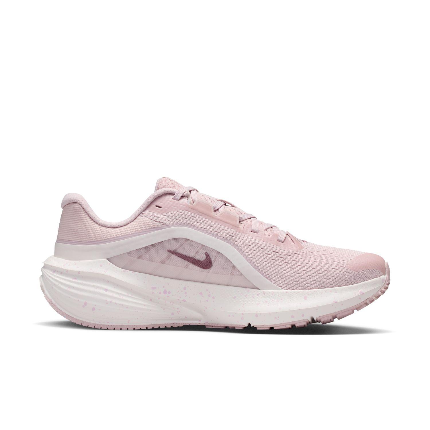 NIKEナイキ＊パステルパウダーピンクのビクトリースコートとゆったりトップス上下 NIKE】 ナイキ W DOWNSHIFTER 14 SE ウィメンズ ダウンシフター 14 SE