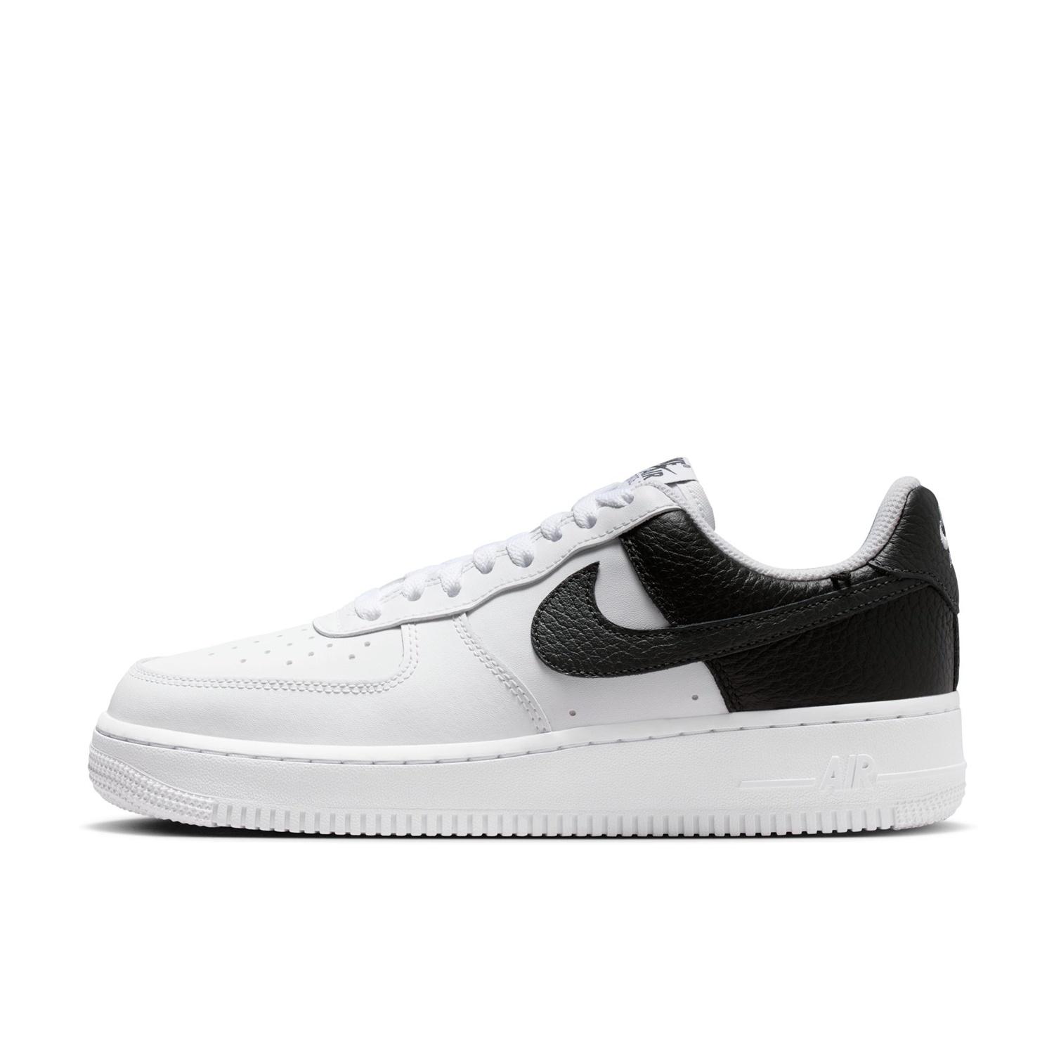  NIKE W AIR FORCE 1 '07画像1