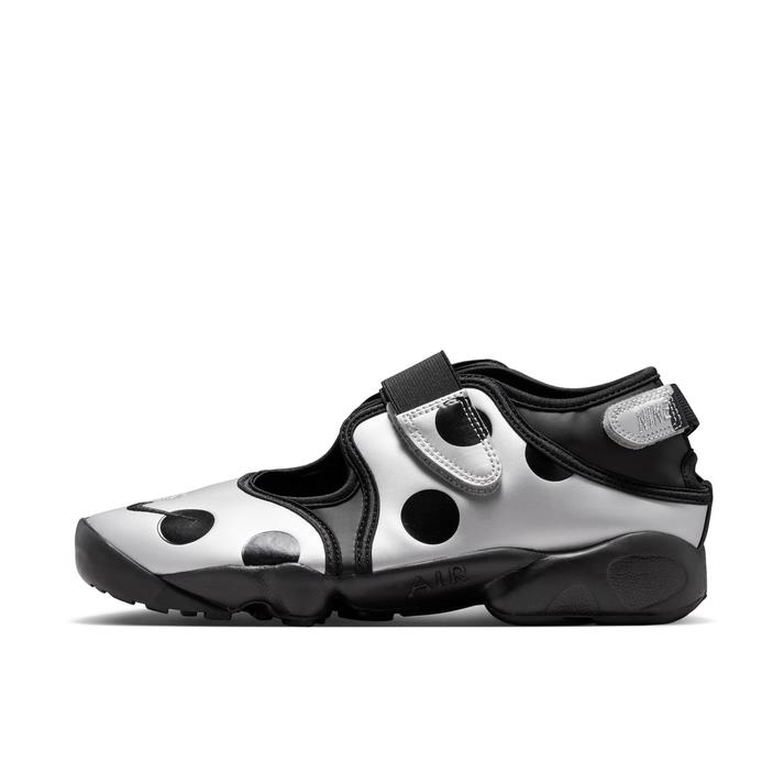 NIKE �E�B�����Y �G�A ���t�g 001BLACK/BLACK