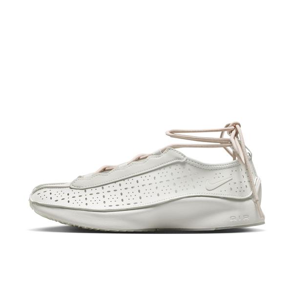 NIKE ウィメンズ エア スーパーフライ FMME グレー 22.5cm