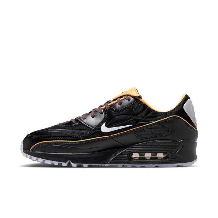 NIKE �G�A �}�b�N�X 90 SE 010BLACK/WHITE