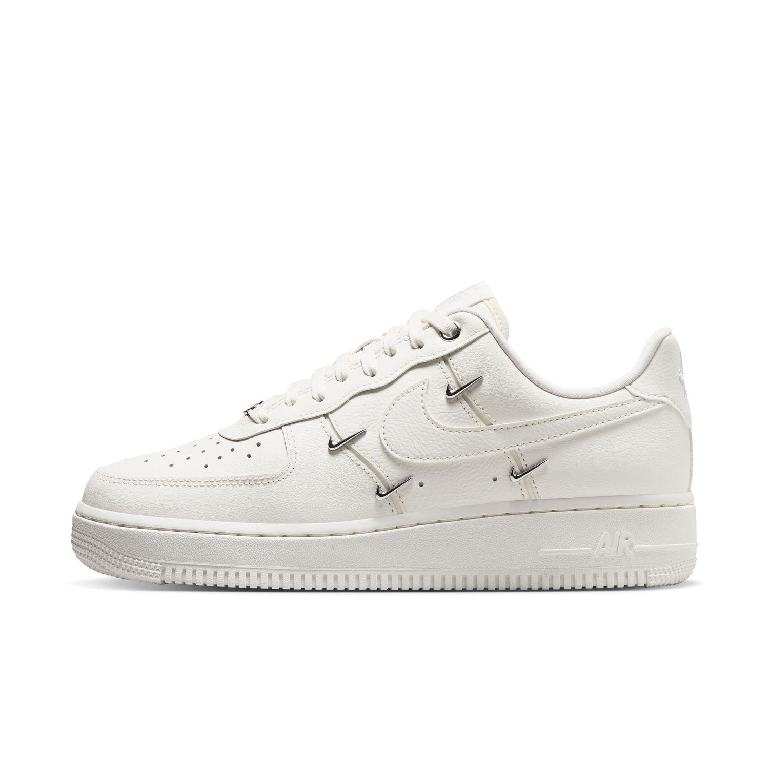 NIKE】 ナイキ W AIR FORCE 1 '07 LV8 ウィメンズ エア フォース 1 '07