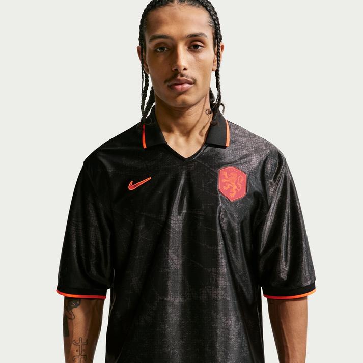 NIKE �V���[�g�X���[�u 010BLACK/HYPRCR