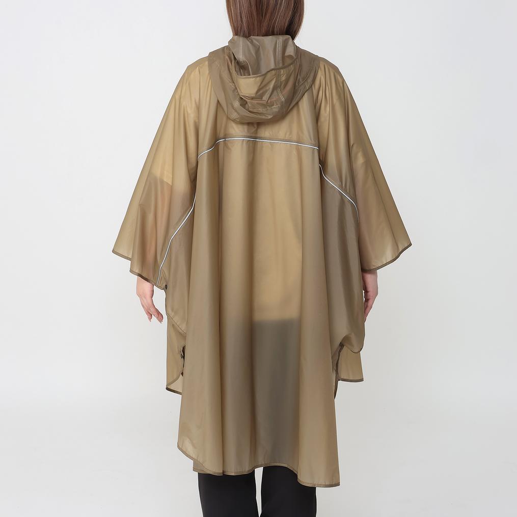 モデル：161㎝ / 着用サイズ：F KiU KIU Light Compact Poncho画像3