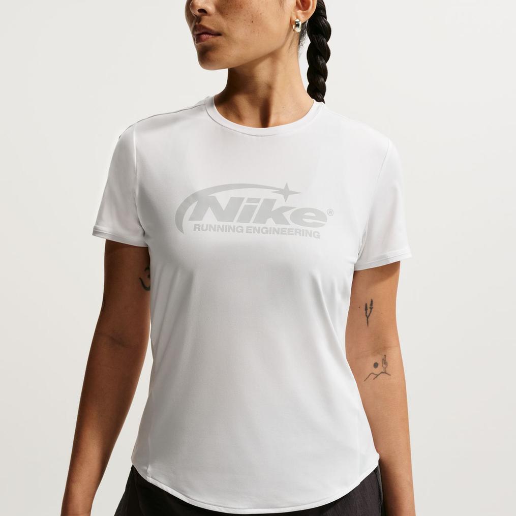  NIKE NIKE Swift Dri-FIT Running Top画像1