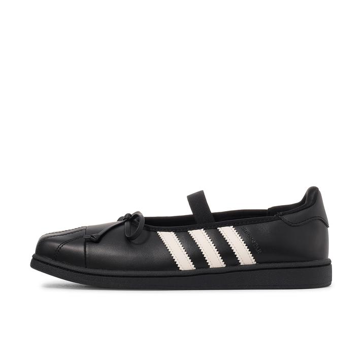 adidas �X�[�p�[�X�^�[ SQ �o���G W CORE/CORE/OFFW