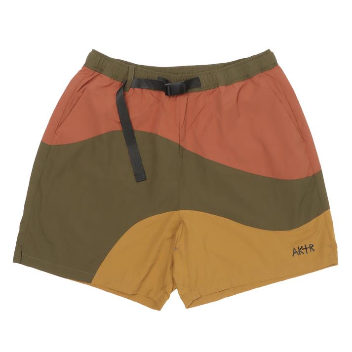 AKTR �V���[�g�p���c OLIVE