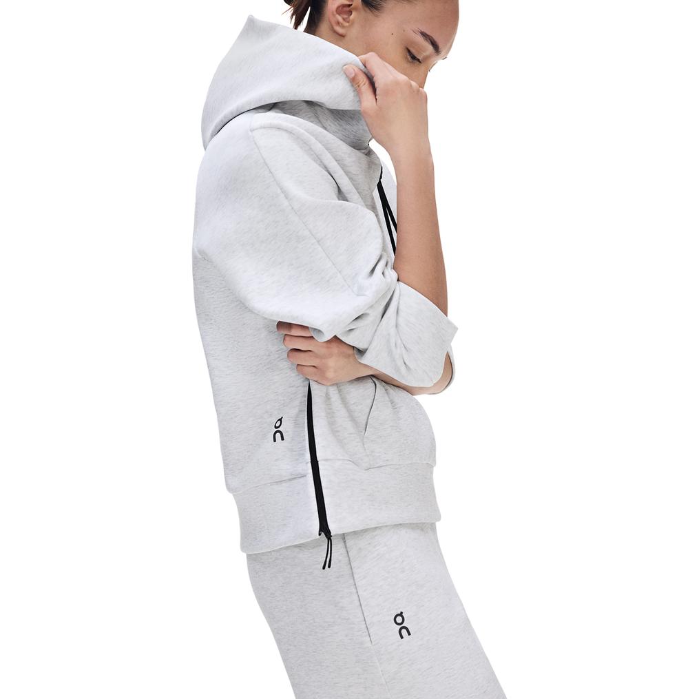  On On W Focus Tech Hoodie画像3