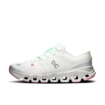 On W クラウド X 5