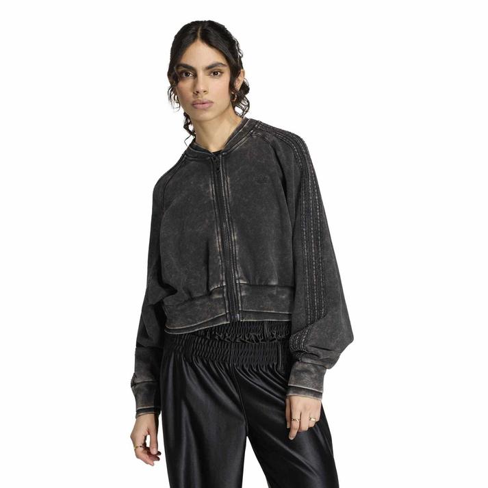 adidas �A�E�^�[ BLACK