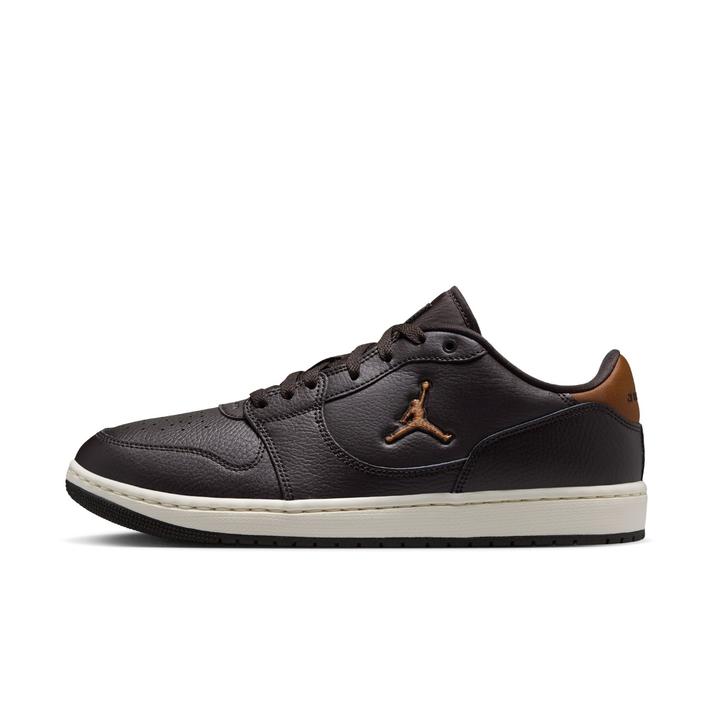JORDAN BRAND �R�[�g �R�l�N�g LOW 235SHDWBN/LTBTT