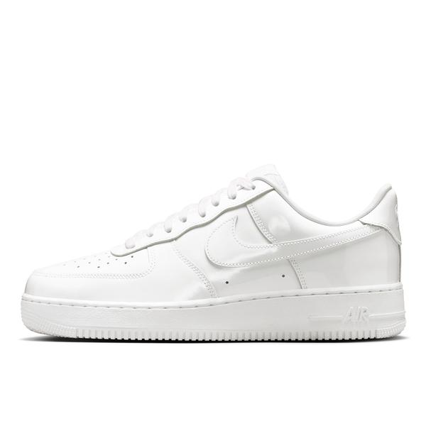 NIKE エア フォース 1 '07 プレミアム ホワイト 24cm