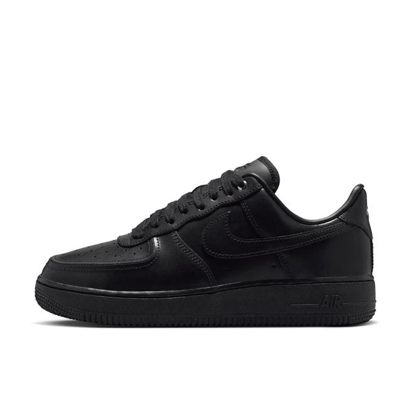 NIKE ウィメンズ エア フォース 1 '07 ブラック 22.5cm