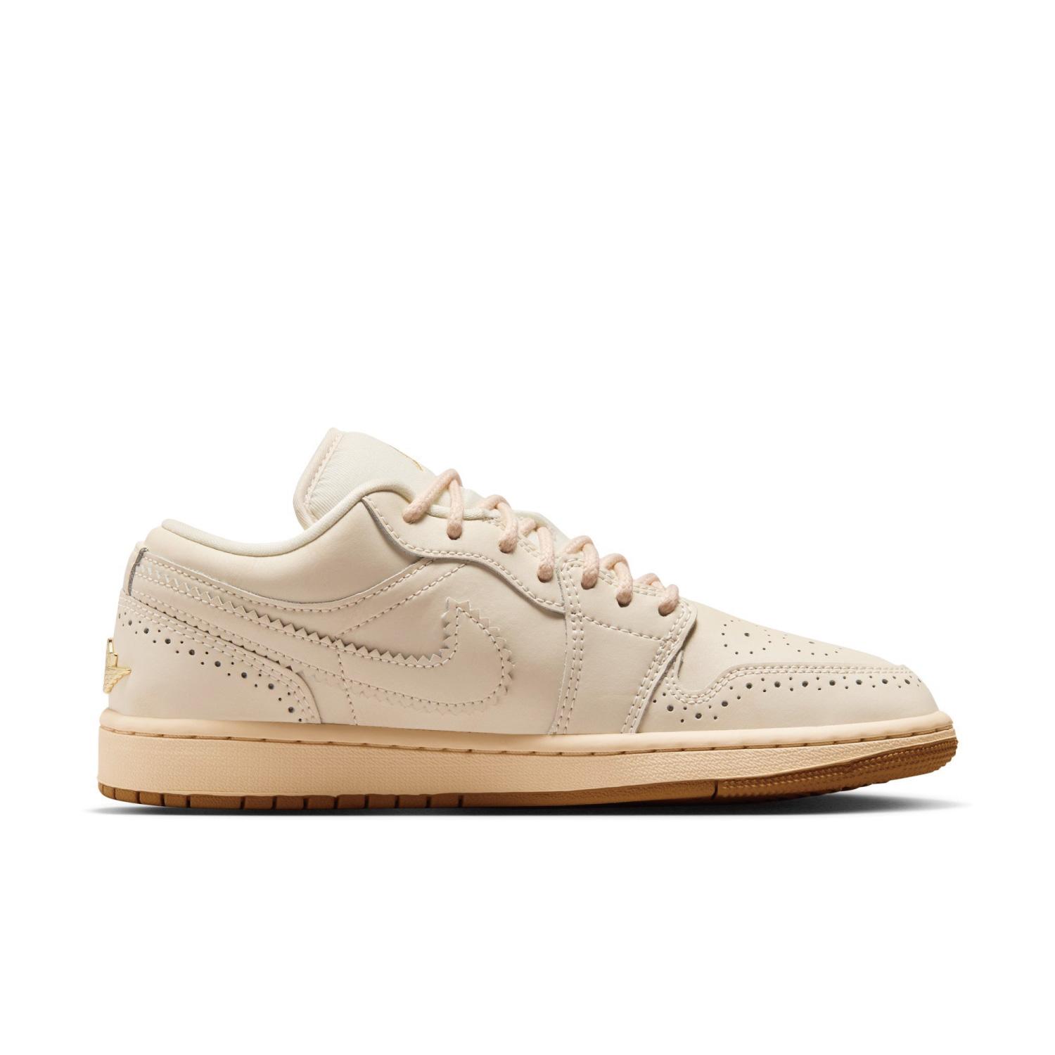  JORDAN BRAND W AIR JORDAN 1 LOW SE画像5
