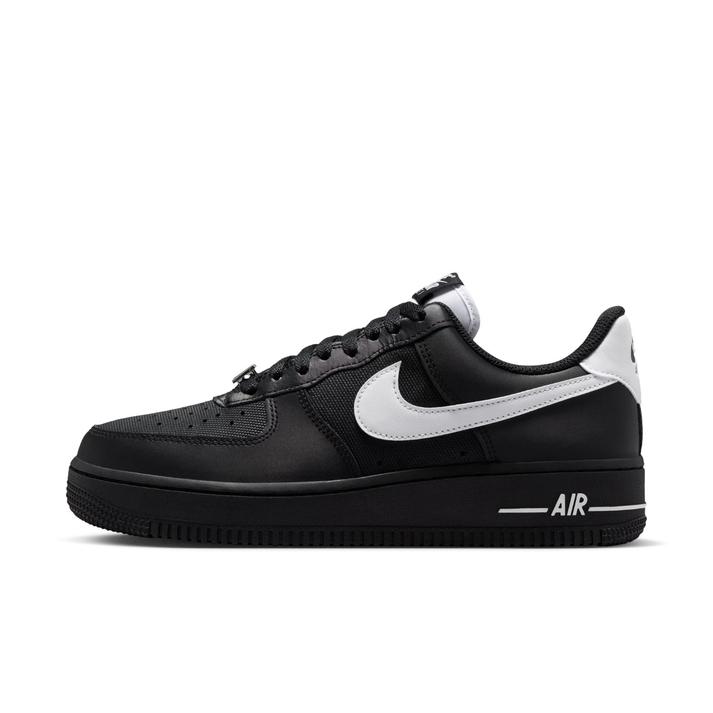 NIKE �E�B�����Y �G�A �t�H�[�X 1 '07 SE HRDWR 001BLACK/WHITE