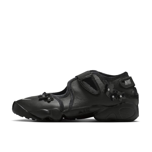 NIKE ウィメンズ エア リフト FLRT ブラック 22cm