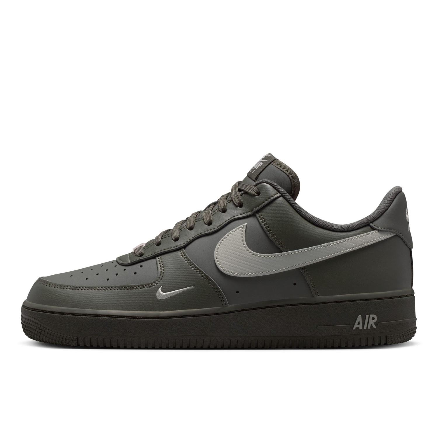  NIKE AIR FORCE 1 '07画像1