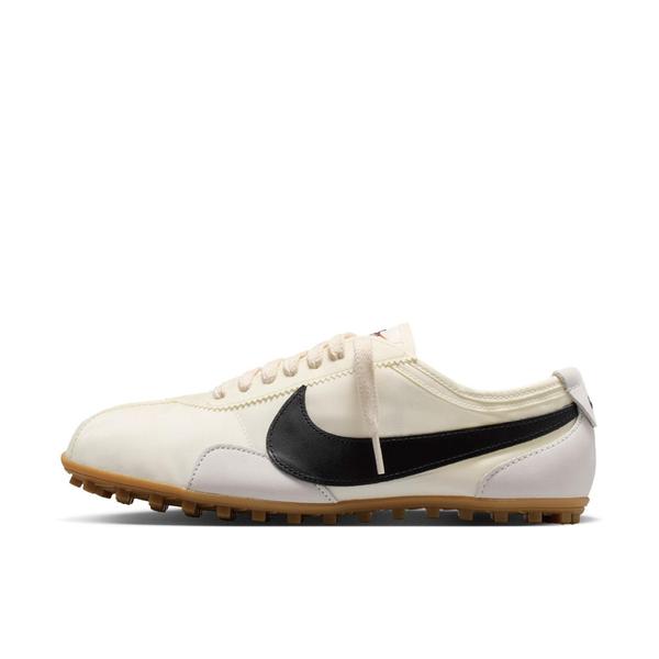 NIKE ウィメンズ ムーン シュー OG ホワイト 22.5cm