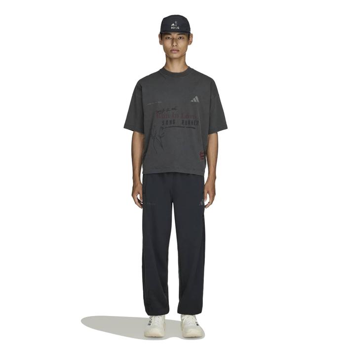 adidas �����O�p���c CARBON