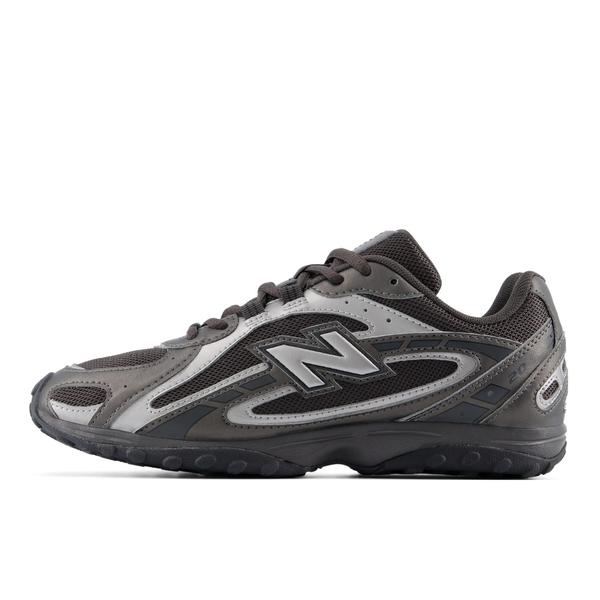 New Balance 204L ブラック 22.5cm