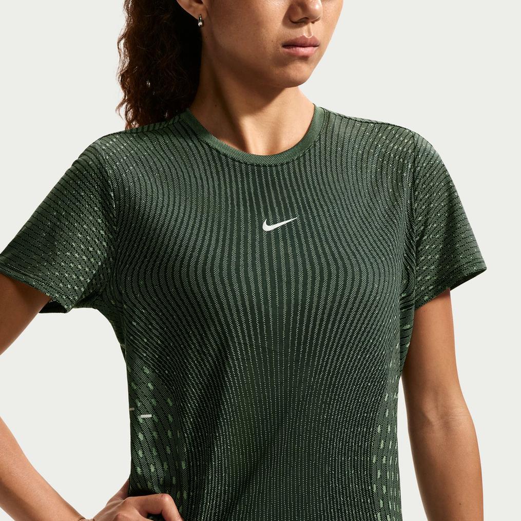  NIKE NIKE Swift Aero-FIT S/S Run Tops画像1