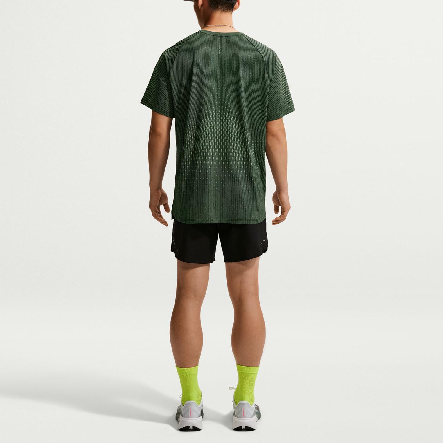 NIKE NIKE Stride Aero-FIT S/S Running Top｜OSHMAN'S ONLINE 公式通販