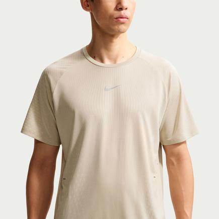 NIKE ストライド Aero-FIT S/S ラントップ