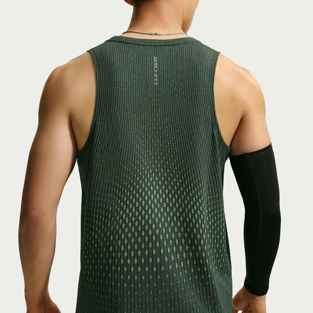  NIKE NIKE Stride Aero-FIT Running Tank Top画像3