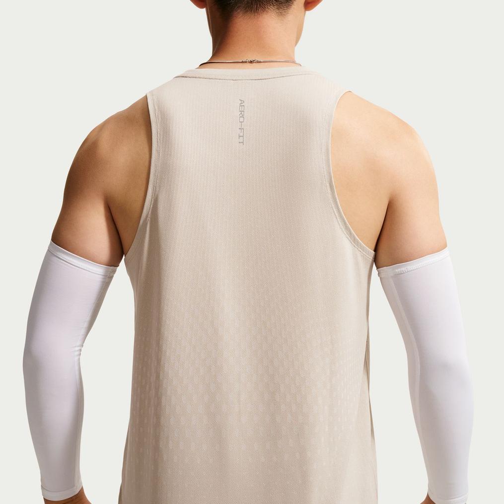  NIKE NIKE Stride Aero-FIT Running Tank Top画像3