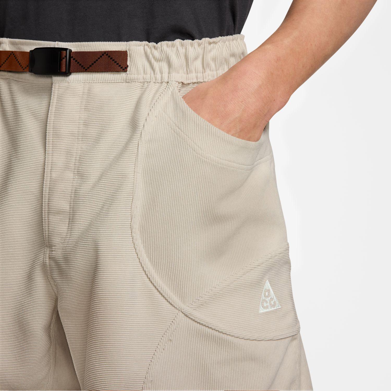 NIKE NIKE ACG Dolomiti Corduroy Shorts｜OSHMAN'S ONLINE 公式通販