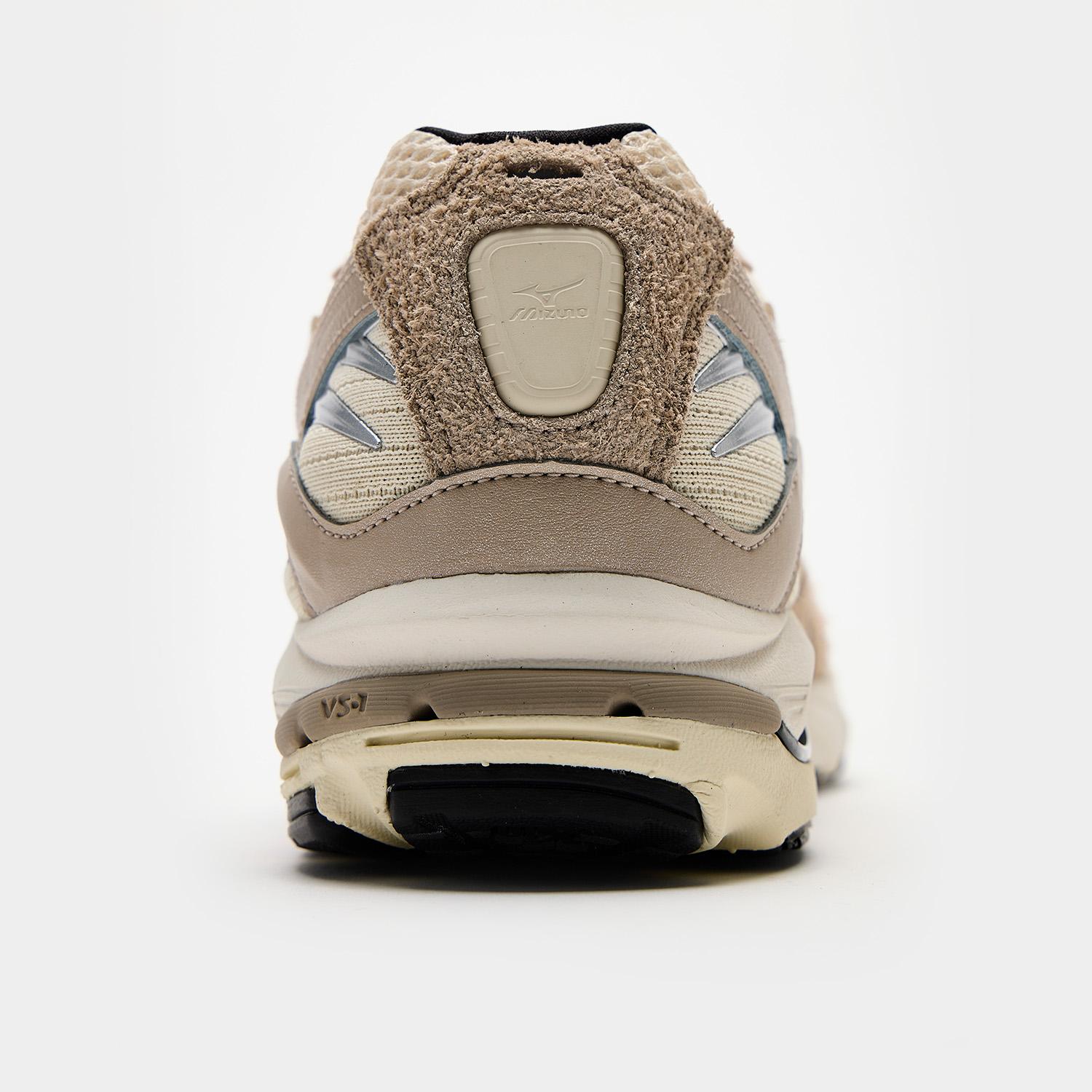 R10　ベージュのみ　2本 MIZUNO MIZUNO Wave Rider 10｜OSHMAN'S ONLINE 公式通販