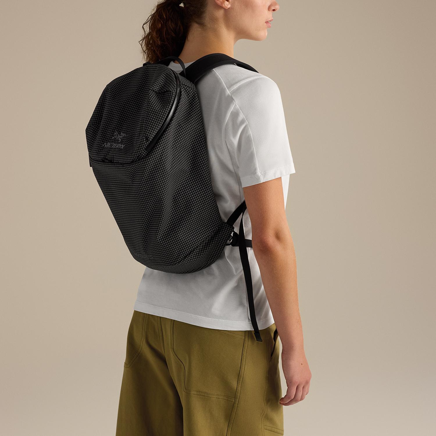 ARC'TERYX ARC'TERYX Konseal 15 Backpack｜OSHMAN'S ONLINE 公式通販