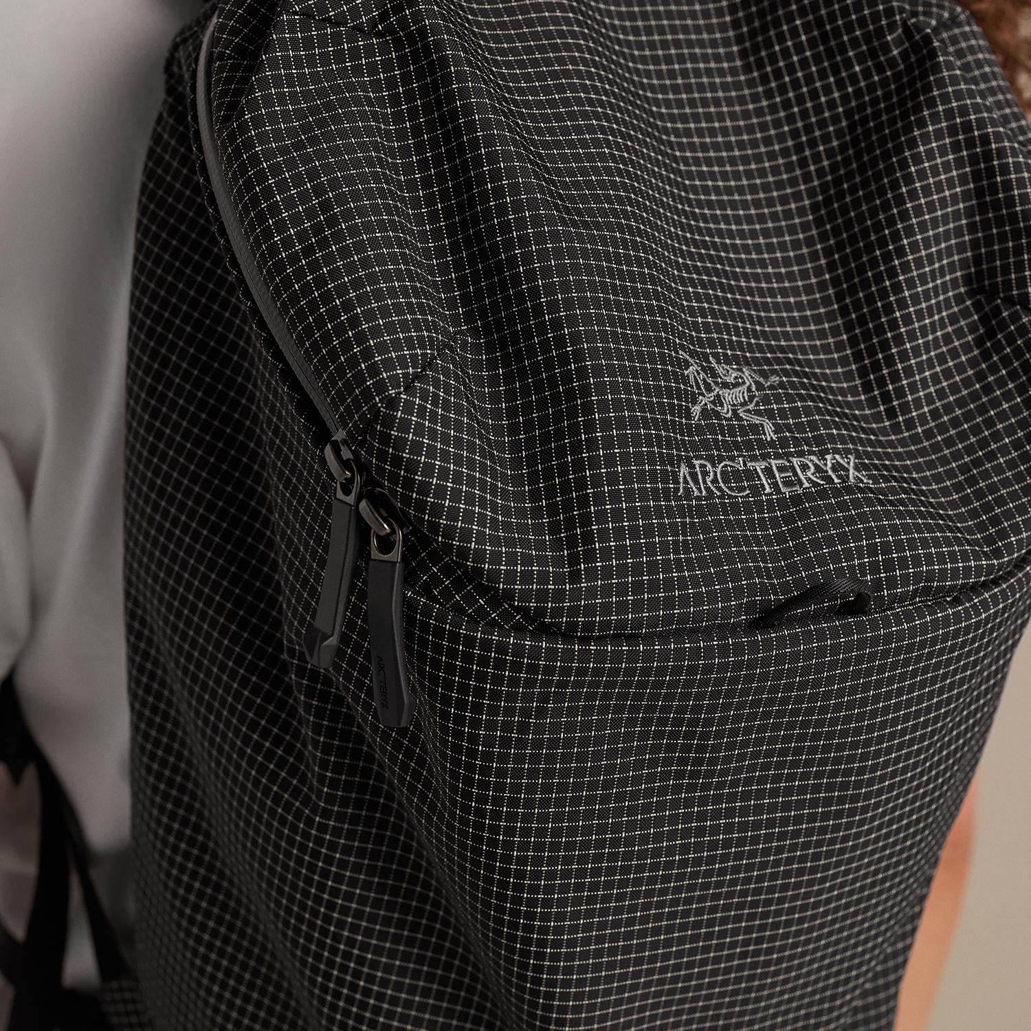 ARC'TERYX ARC'TERYX Konseal 15 Backpack｜OSHMAN'S ONLINE 公式通販