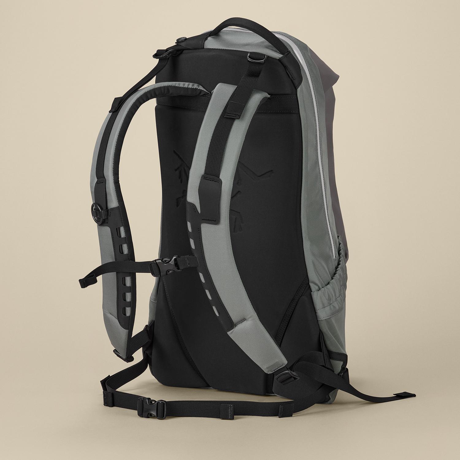 ARC'TERYX バックパック ARRO22 オッシュマンズ別注　希少 ARC'TERYX ARC'TERYX Arro 22 Backpack｜OSHMAN'S ONLINE 公式通販