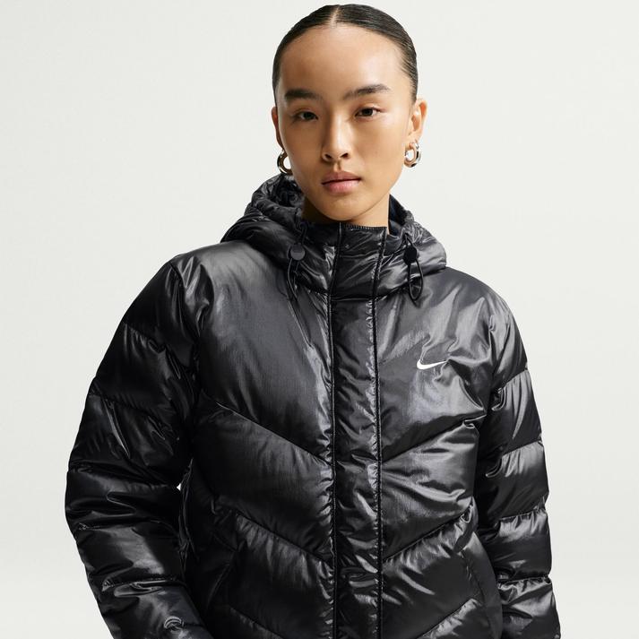 NIKE �A�E�^�[ 010BLACK/SAIL