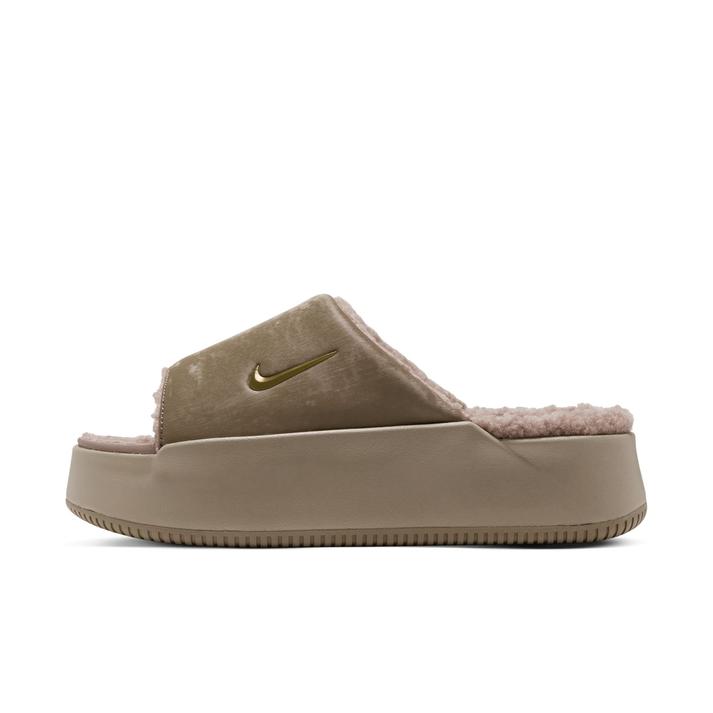 NIKE �E�B�����Y �J�[�� �G���x�[�V���� SE 200PRCTBG/PRCTB