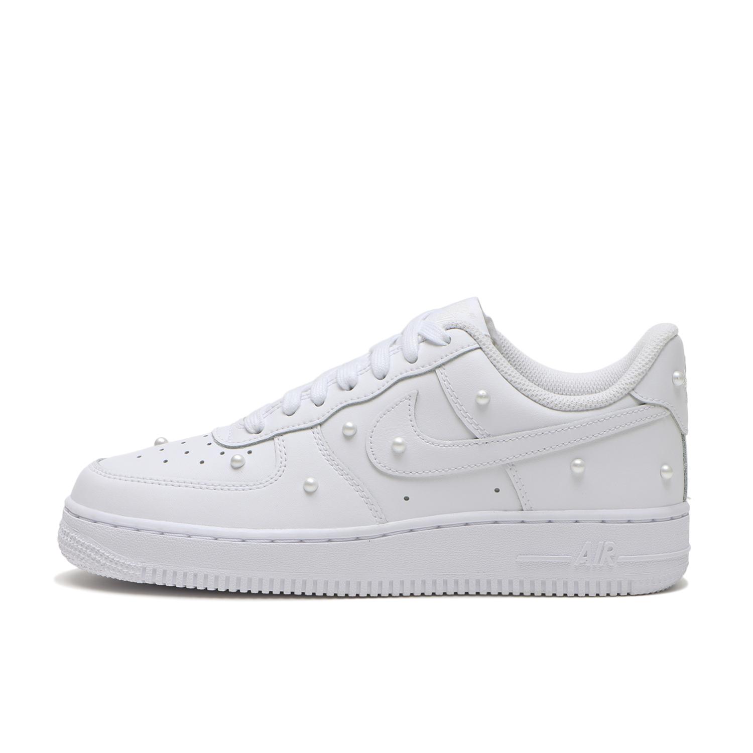  NIKE W AIR FORCE 1 '07 SE画像1