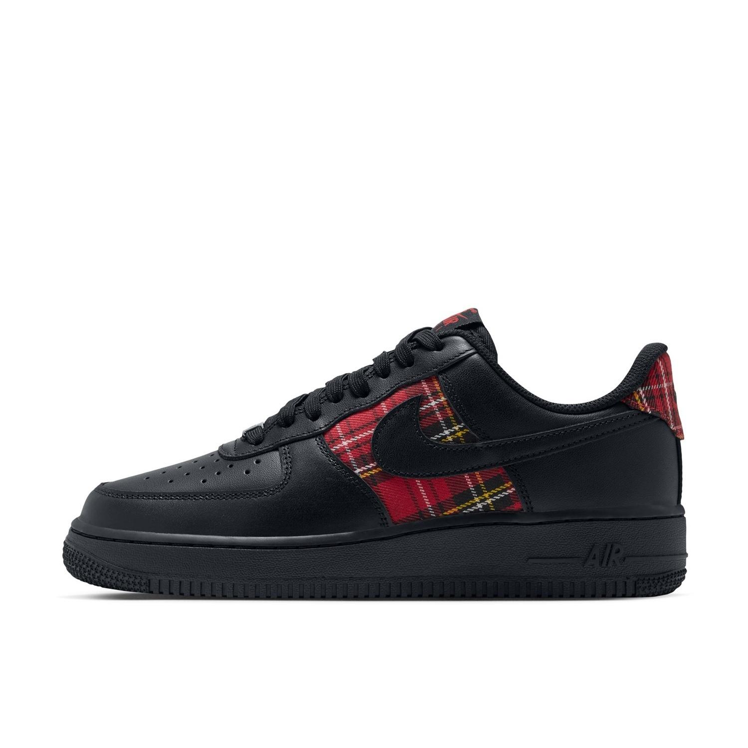 NIKE W AIR FORCE 1 '07画像1